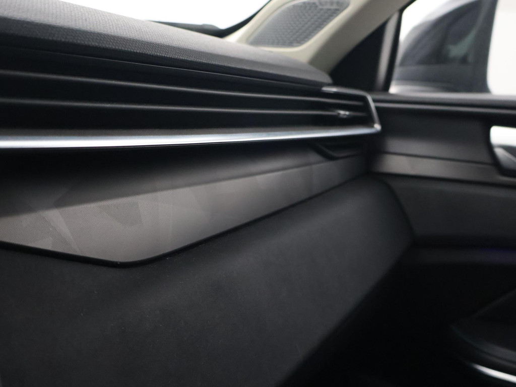 Lynk & Co 01 1.5 PHEV 261 PK BLACK PACK + TREKHAAK 57316062-62.jpg | Autobedrijf Hazet