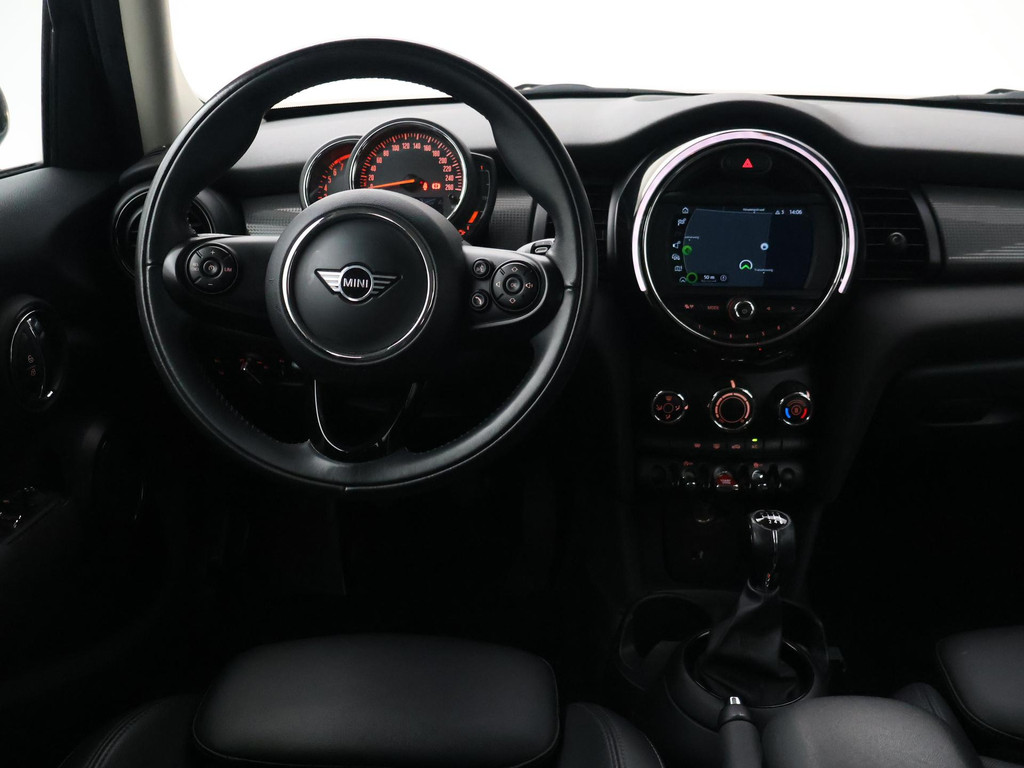 MINI 5-Deurs 1.5 COOPER 136 PK 5-DEURS BRITISH RACING GREEN 57651013-0.jpg | Autobedrijf Hazet