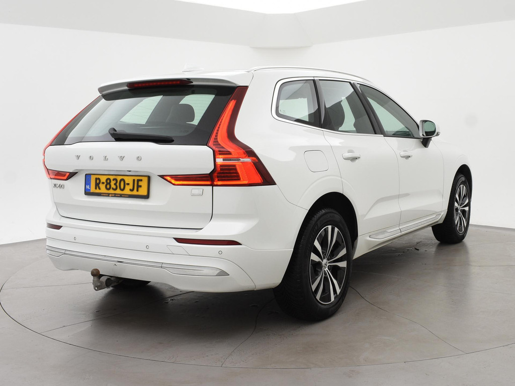 Volvo XC60 2.0 T6 350 PK PLUG-IN HYBRID AWD CORE BRIGHT 57659412-0.jpg | Autobedrijf Hazet