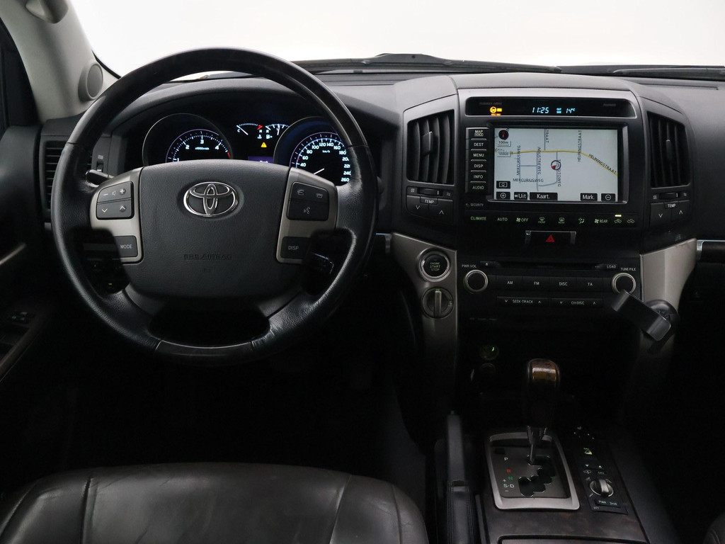 Toyota Land Cruiser V8 4.5 D-4D V8 286 PK 4X4 7-PERSOONS EXECUTIVE 57753203-0.jpg | Autobedrijf Hazet