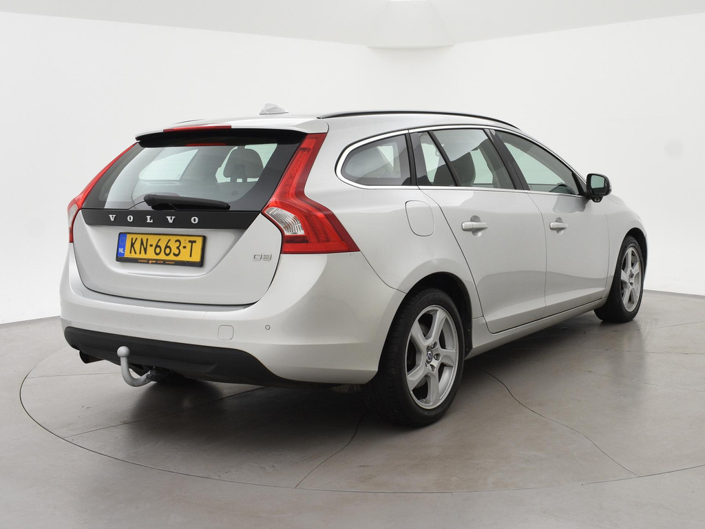 Volvo V60 2.0 D4 163 PK 5-CILINDER SUMMUM + LEDER | XENON 57822723-0.jpg | Autobedrijf Hazet