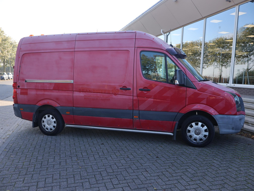 Volkswagen Crafter 2.5 TDI 136 PK AUT. L2H2 + LAADLIFT | RIJPLAAT 57822788-15.jpg | Autobedrijf Hazet