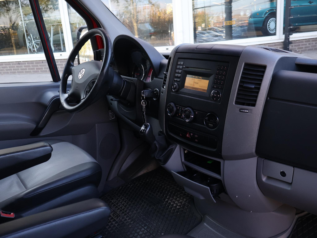 Iveco Daily 35C18V 3.0 180 PK AUT8 6-PERS DUBBEL CABINE EURO 6 57194585-3.jpg | Autobedrijf Hazet