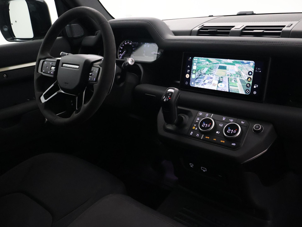 Land Rover Defender 3.0 6-CILINDER DIESEL D200 110 GRIJS KENTEKEN 57822904-0.jpg | Autobedrijf Hazet